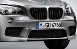 E84 X1 sort grillsats
