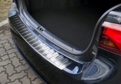 Toyota Avensis III metallist for montering på bakfanger