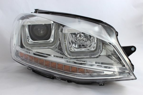 VW Golf VII lamper med "U" daytime running light