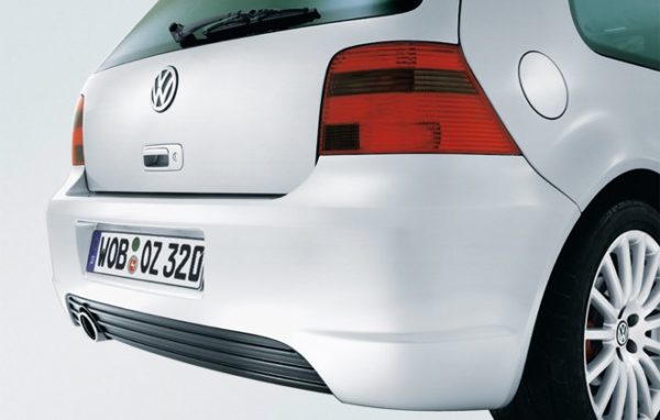 VW originalt hekkskjørt for Golf 4