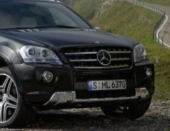 W164 ML Mercedes original sort grill 09-11
