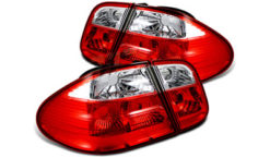 W208 Krystall baklykter