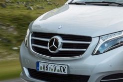 W447 Mercedes original Viano grill med chrome