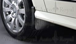 X204 Mercedes originale skvettlapper fremme