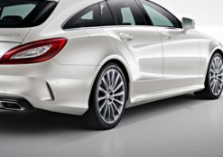 X218 CLS AMG sideskjørtpar