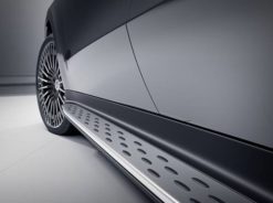 EQC Mercedes originalt sett med stigtrinn W293