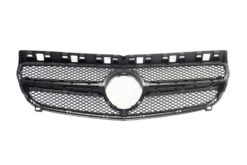 Alternative view of grill, - Mercedes Benz A-klasse W176 (2012-2015) A45 A-Design Silver
