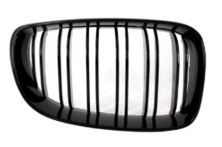 Alternative view of Sentralgitter Nyregitter egnet for BMW 1-serie E81 E82 E87 E88 M1 M (2007-2011) LCI Double Stripe M Design Piano Black