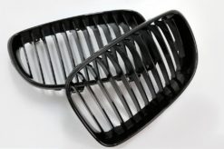 Alternative view of Sentrale nyregitter egnet for BMW 1-serie E81 E82 E87 E88 LCI (2007-2011) Piano Black