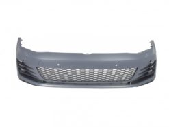 Alternative view of Støtfanger foran egnet for VW Golf VII 7 5G (2013-2017) med sentralgitter og LED-frontlykter med sekvensielle dynamiske svinglys G7.5 GTI Look