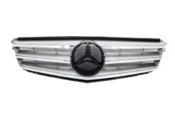 Frontgitter egnet for MERCEDES Benz C-Klasse W204 S204 Limousine Station Wagon (2007-2014) Avangarde Chrome & Silver