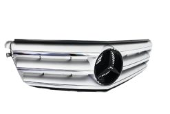 Alternative view of Frontgitter egnet for MERCEDES Benz C-Klasse W204 S204 Limousine Station Wagon (2007-2014) Avangarde Chrome & Silver
