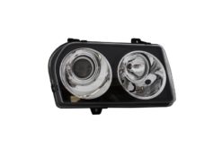 Alternative view of Frontlykter egnet for CHRYSLER 300 05-08 Sort