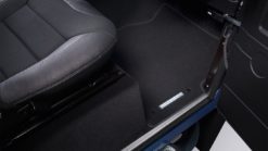 Håndbrems, gir og overføringshåndtak - svart skinn - Land Rover Defender (2009-2016)