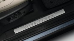 Sill tredeplates - Lys finish, Ebony, RHD, Høyre Side, 20MY og utover