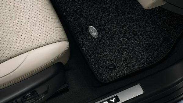 Luksus teppemattesett - Ebony, RHD, Automatic, 20MY og utover | Land Rover