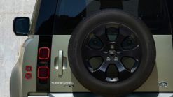 20" Style 6011, glans svart