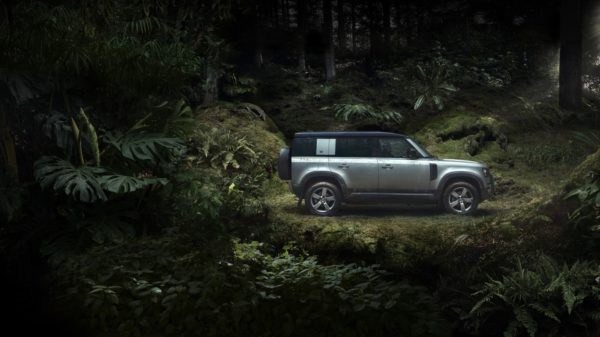 Country Black Pack | Land Rover